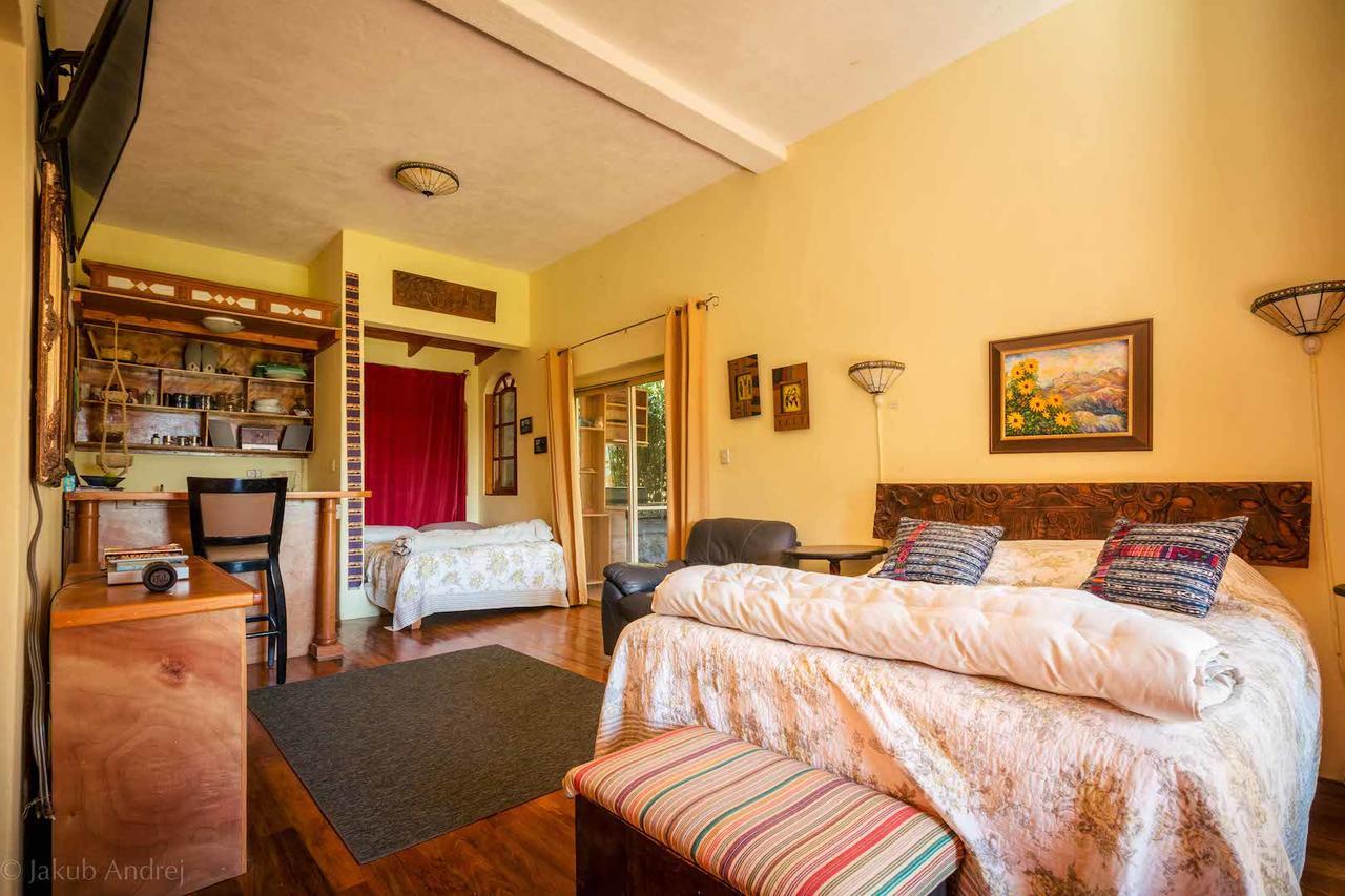 Lake Front Suite At Los Elementos Santa Cruz La Laguna Luaran gambar